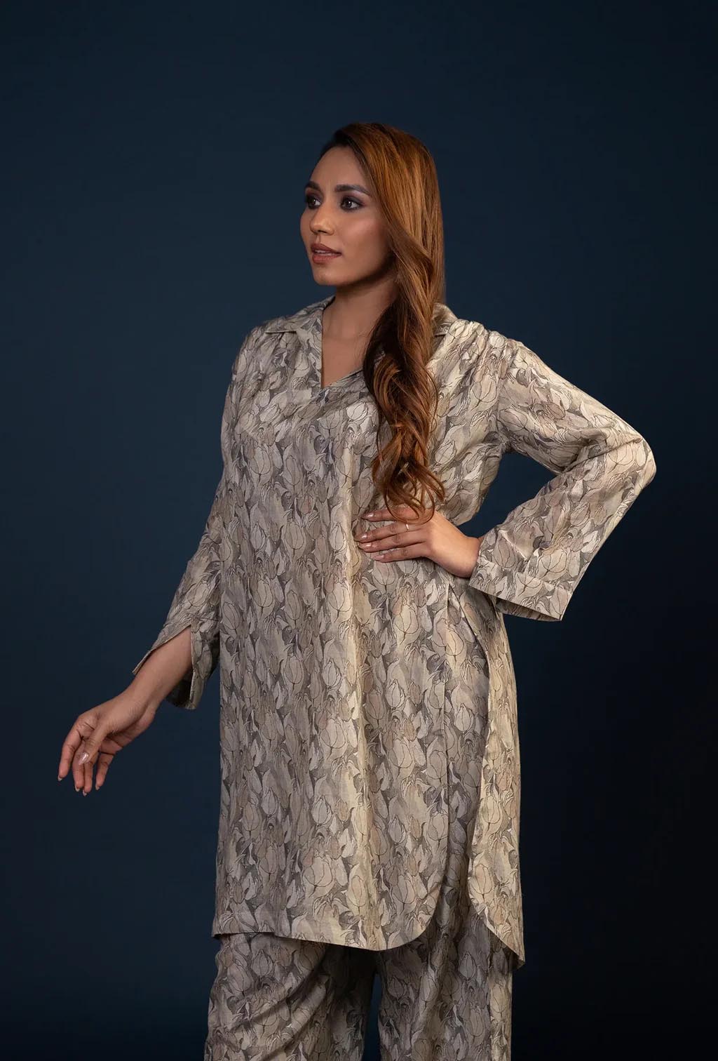 Grey Shirt Collar Short Kurta Set