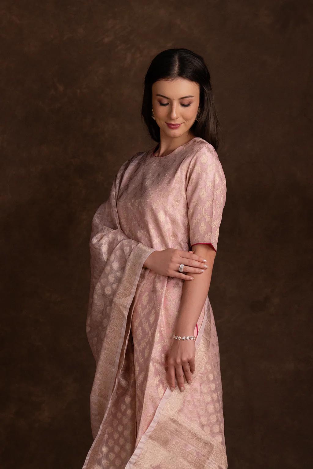Blush Pink Zari Motif Kurta Set