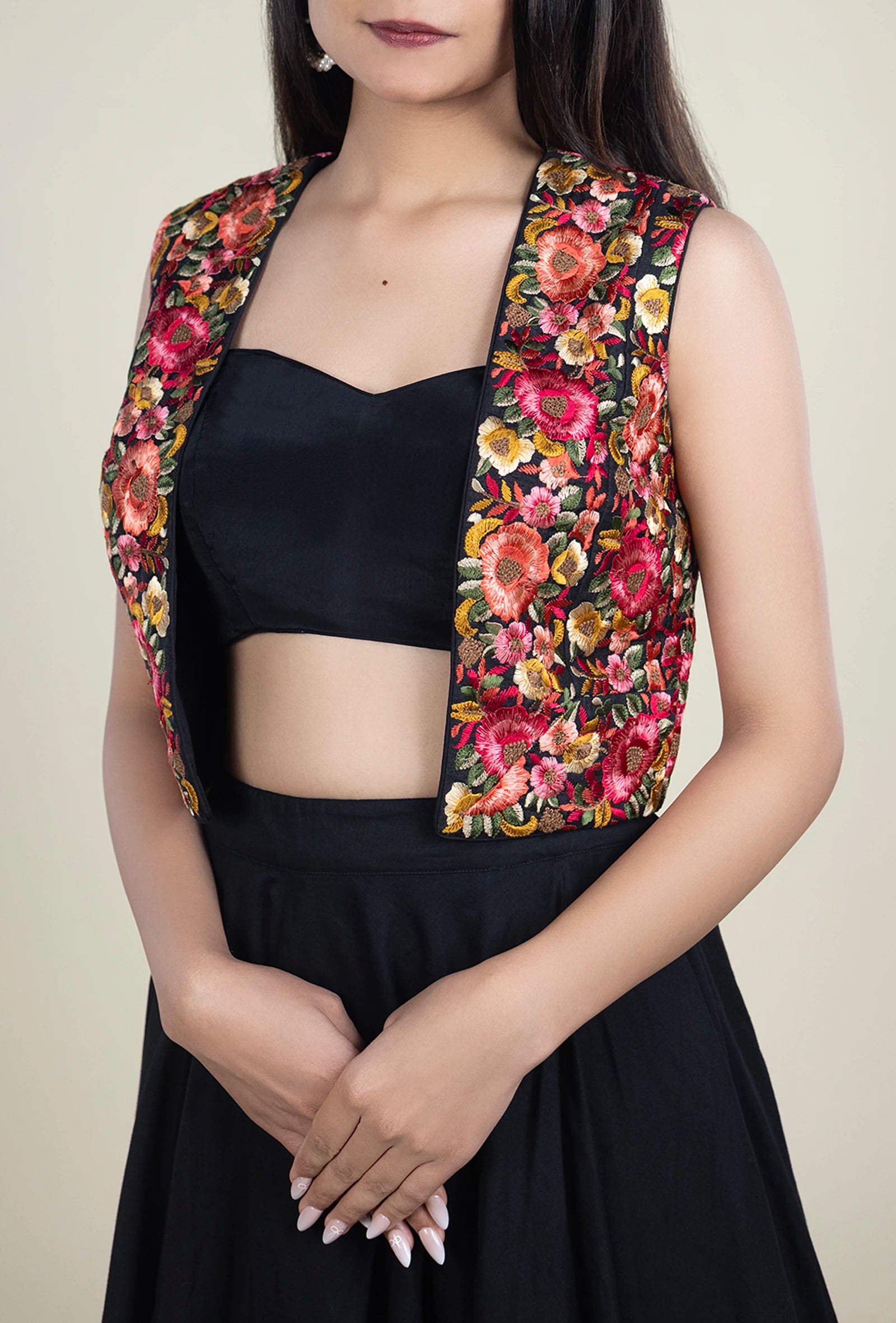 TJBL00030_1 Black Floral Jacket Blouse