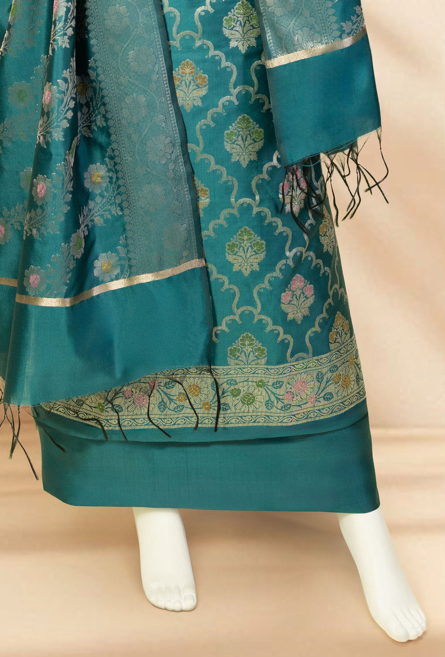 Peacock Green Banarasi Silk 3-Piece Suit Set – Kurta, Pant & Dupatta