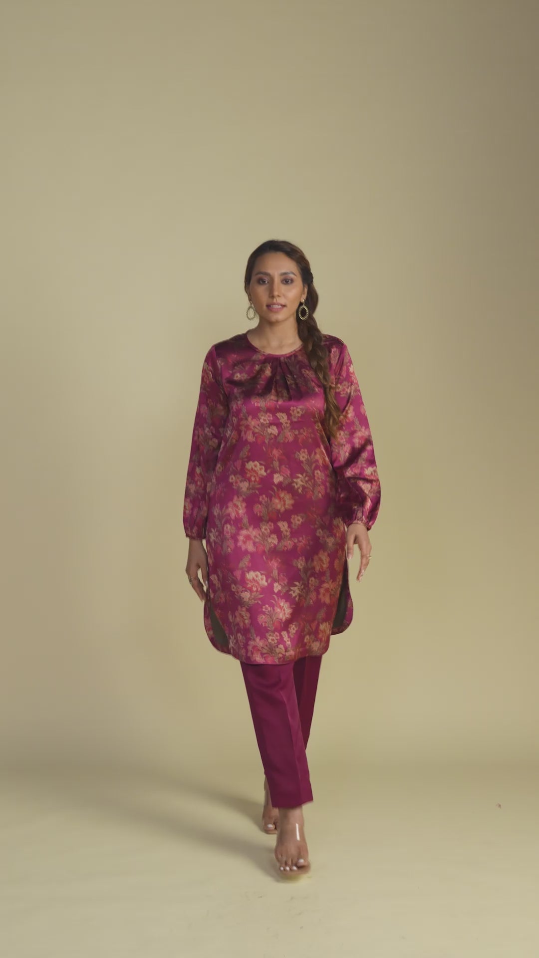 Wine Pink Buttoned Shoulder Kurta Set