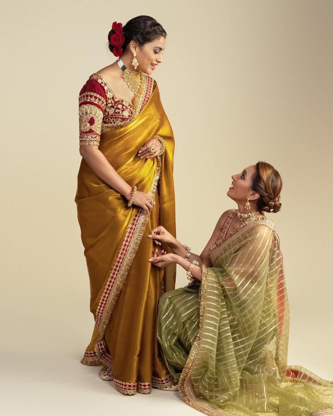How To Look Slim In A Saree