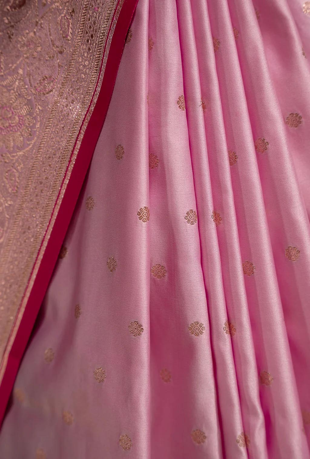 Mashru Silk Saree In Lavender Pink With Zari Buttiwork