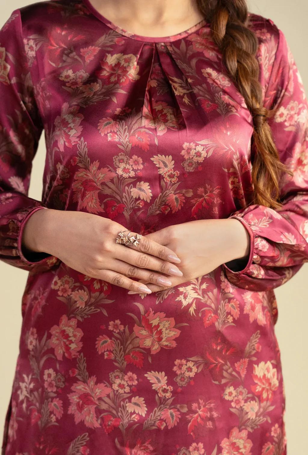 Wine Pink Buttoned Shoulder Kurta Set