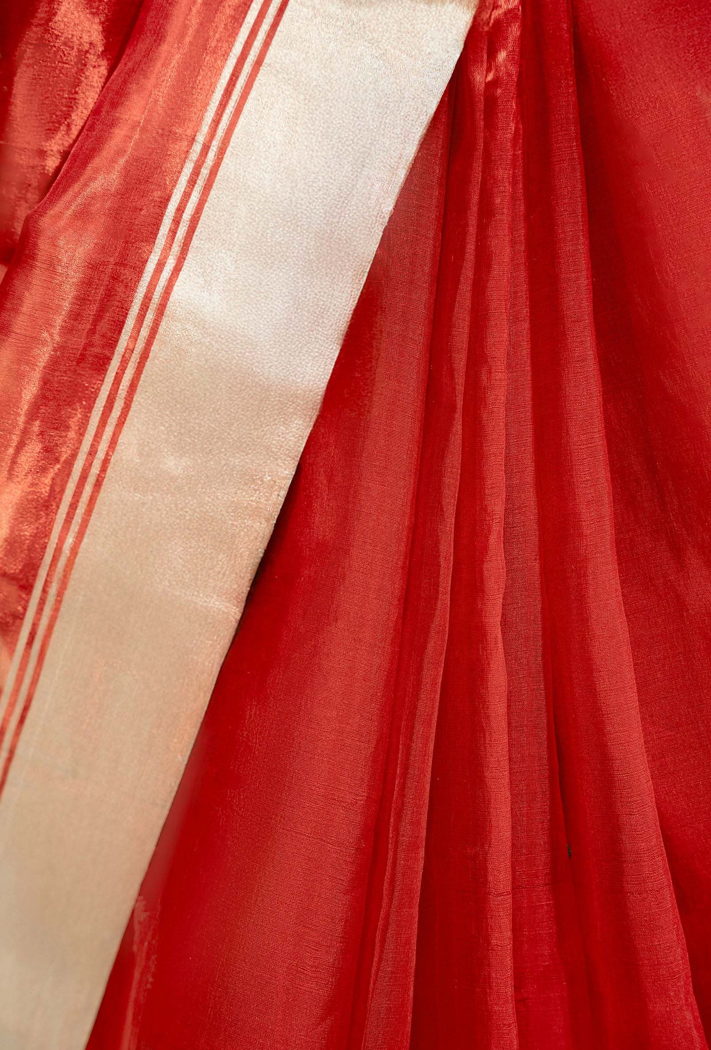 Tissue Silk Saree In Chanderi Red With Zari Buttiwork