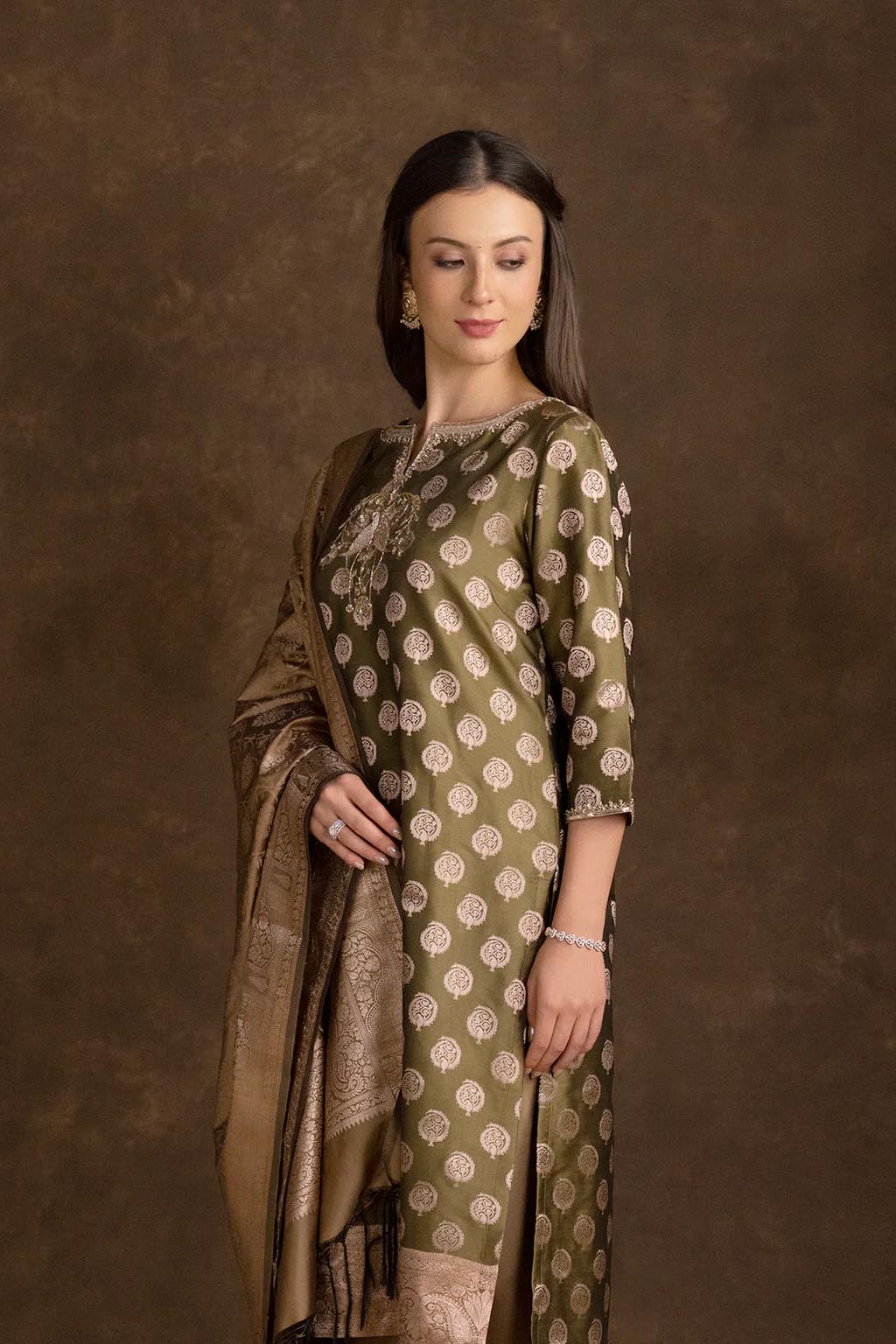 Olive Green Zari Motif Jewel Neck Kurta Set