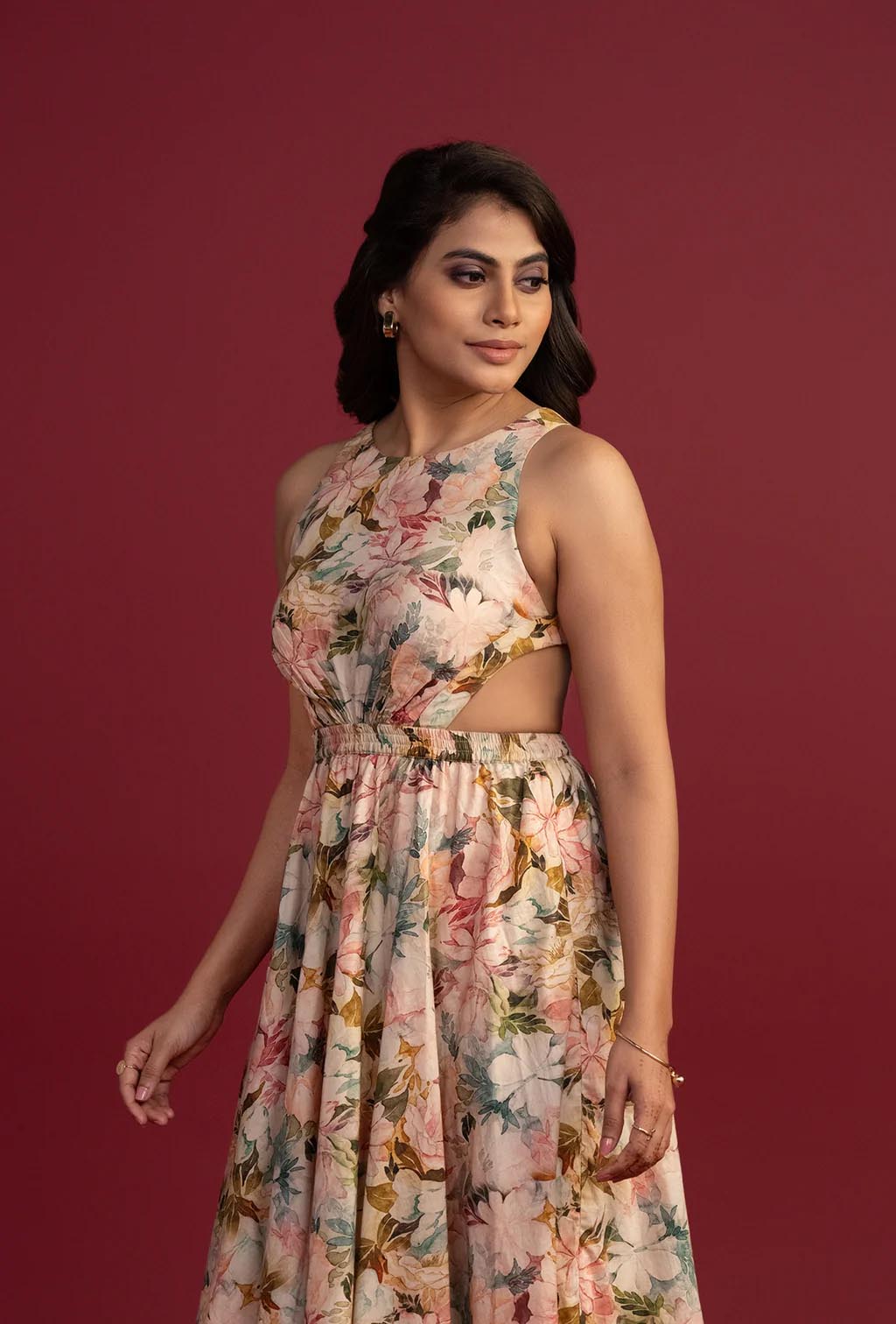 Cream Waist Slit Backless Midi Dress