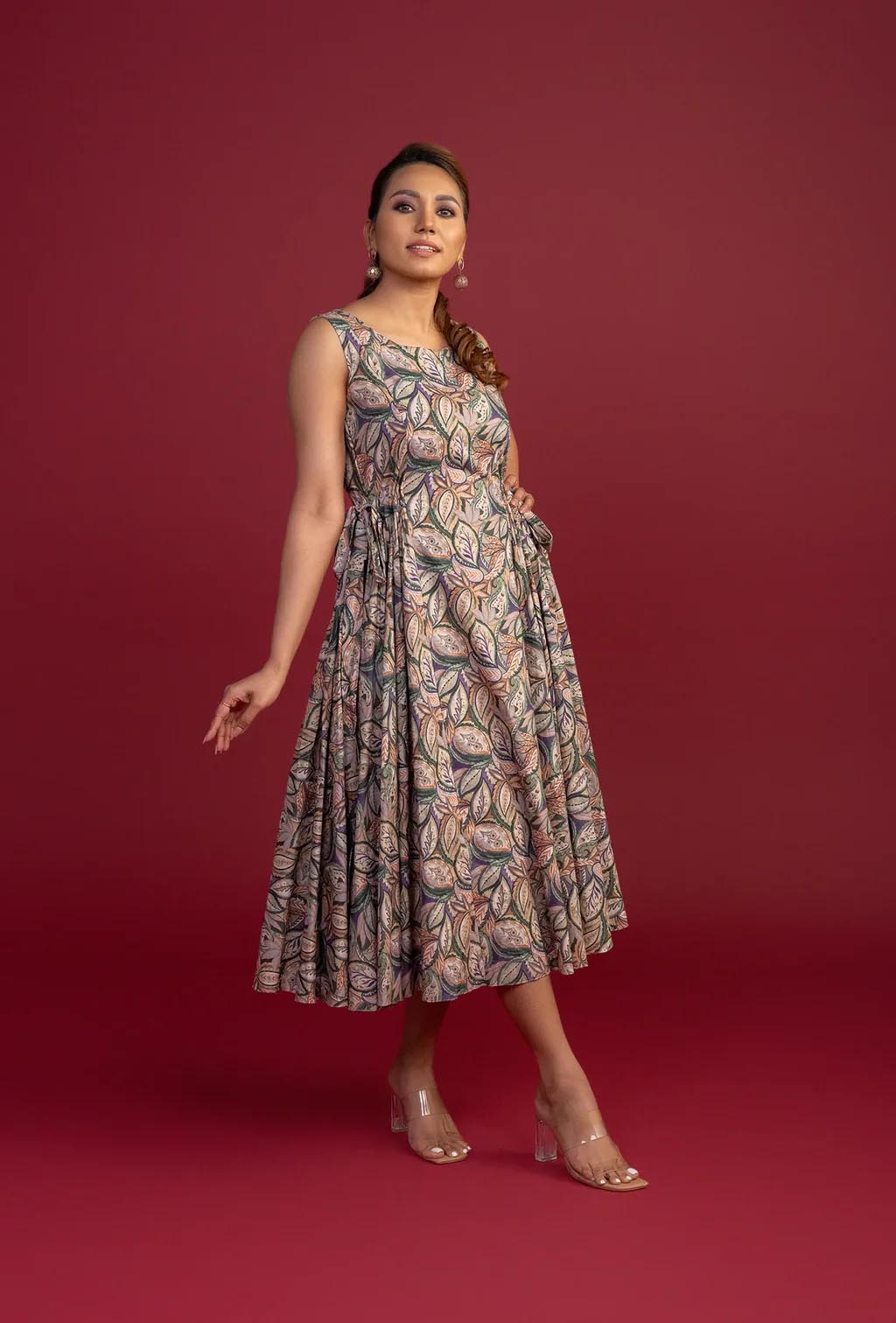 Green Leaf Print Hip Pleated Midi Dress