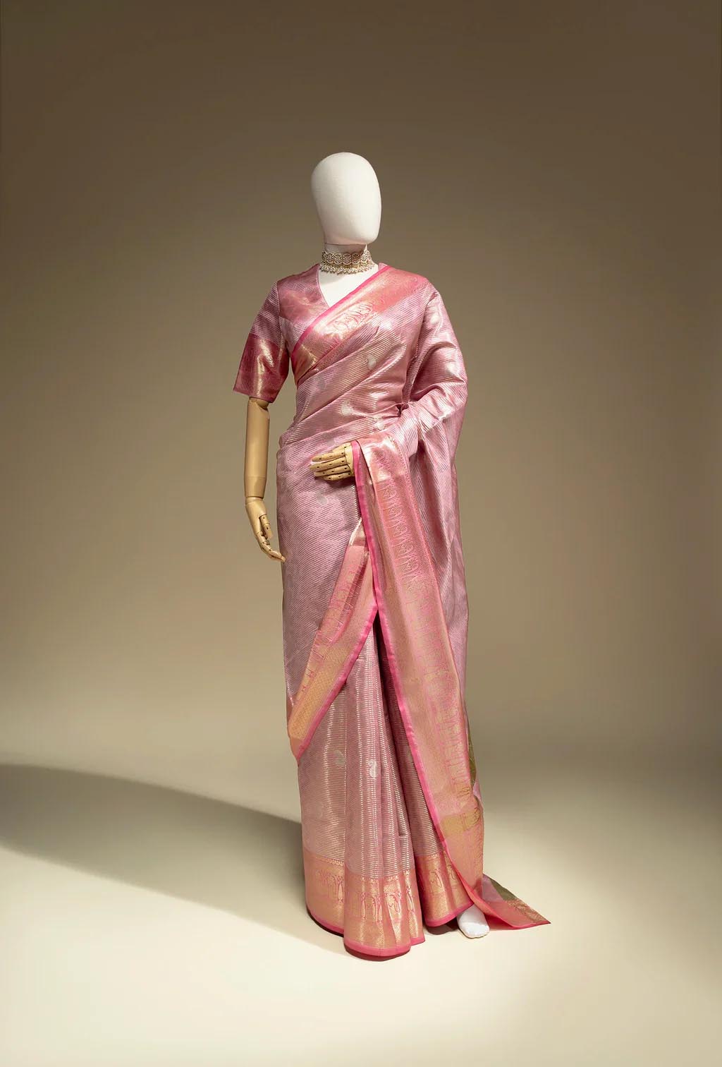 Kosa Silk Saree In Metallic Pink With A Glossy Finish