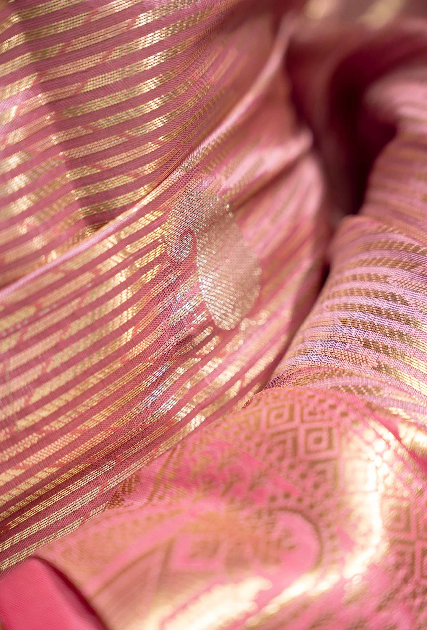 Kosa Silk Saree In Metallic Pink With A Glossy Finish