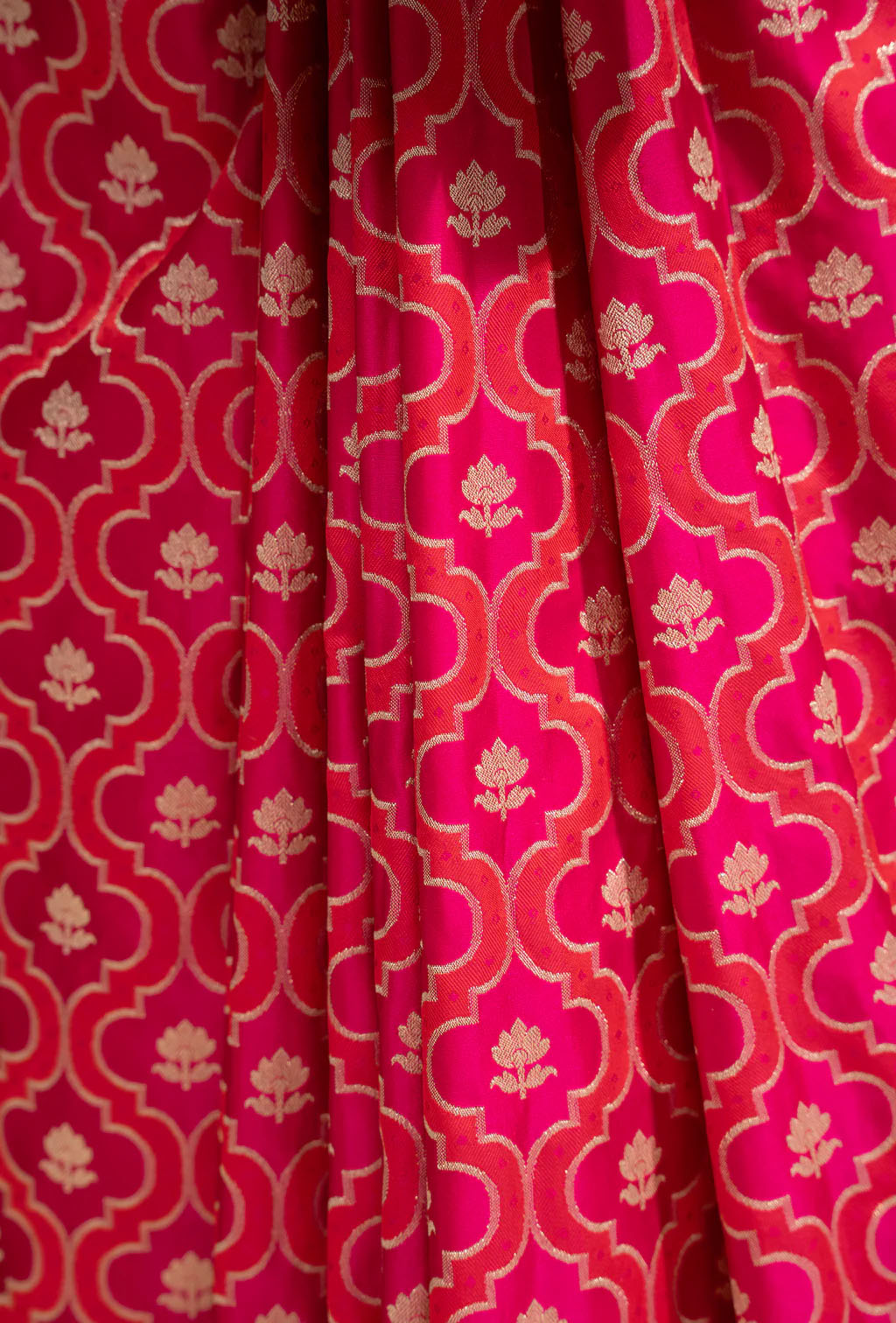Rani Pink & Red Geometric Motif Mashru Silk Saree