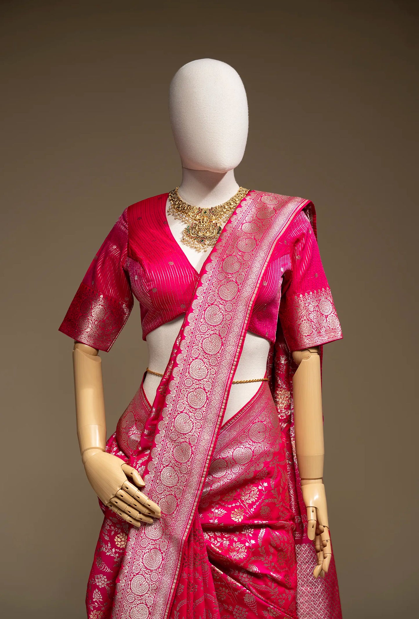 Hot Pink Mashru Silk Saree With Unstitched Blouse