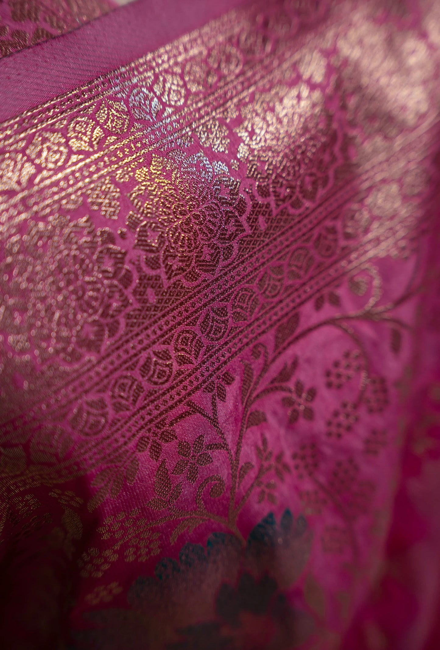 Katan Silk Saree In Magenta Pink With Traditional Weave