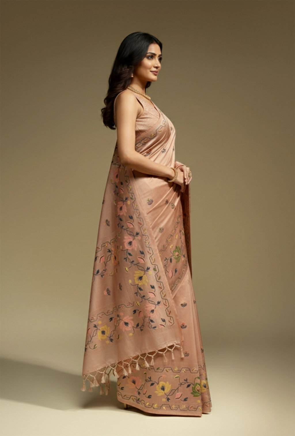 Paithani Dola Silk Saree With Mocha Mousse Hues