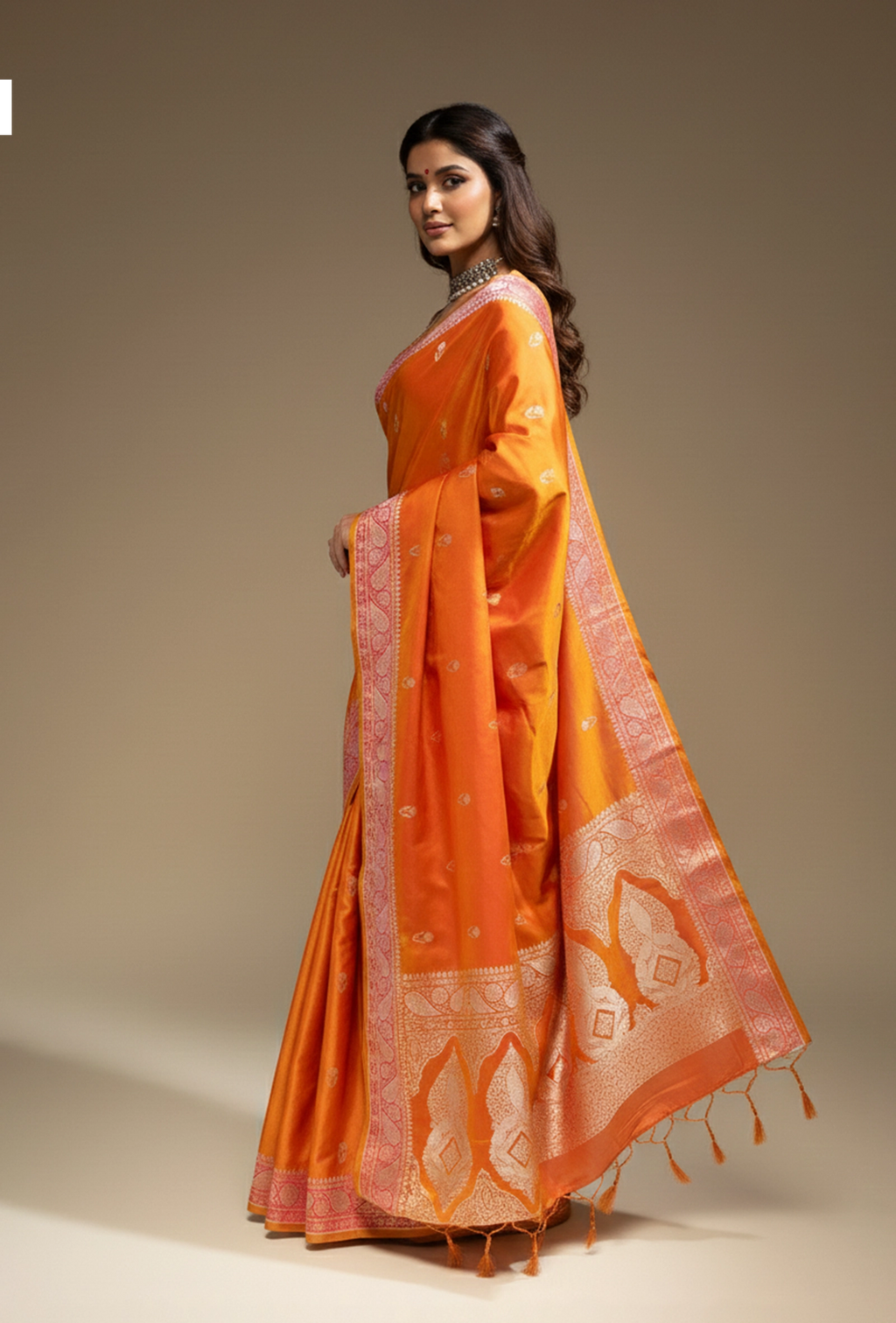 Mango Orange Dual Color Mashru Silk Saree With Unstitched Blouse