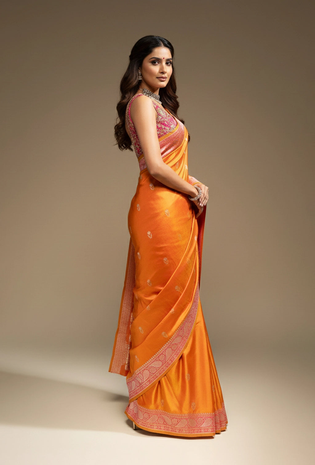 Mango Orange Dual Color Mashru Silk Saree With Unstitched Blouse