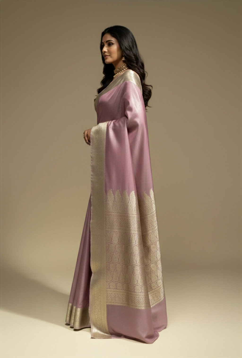 Silk Saree In Dusky Mauve For An Elegant Look
