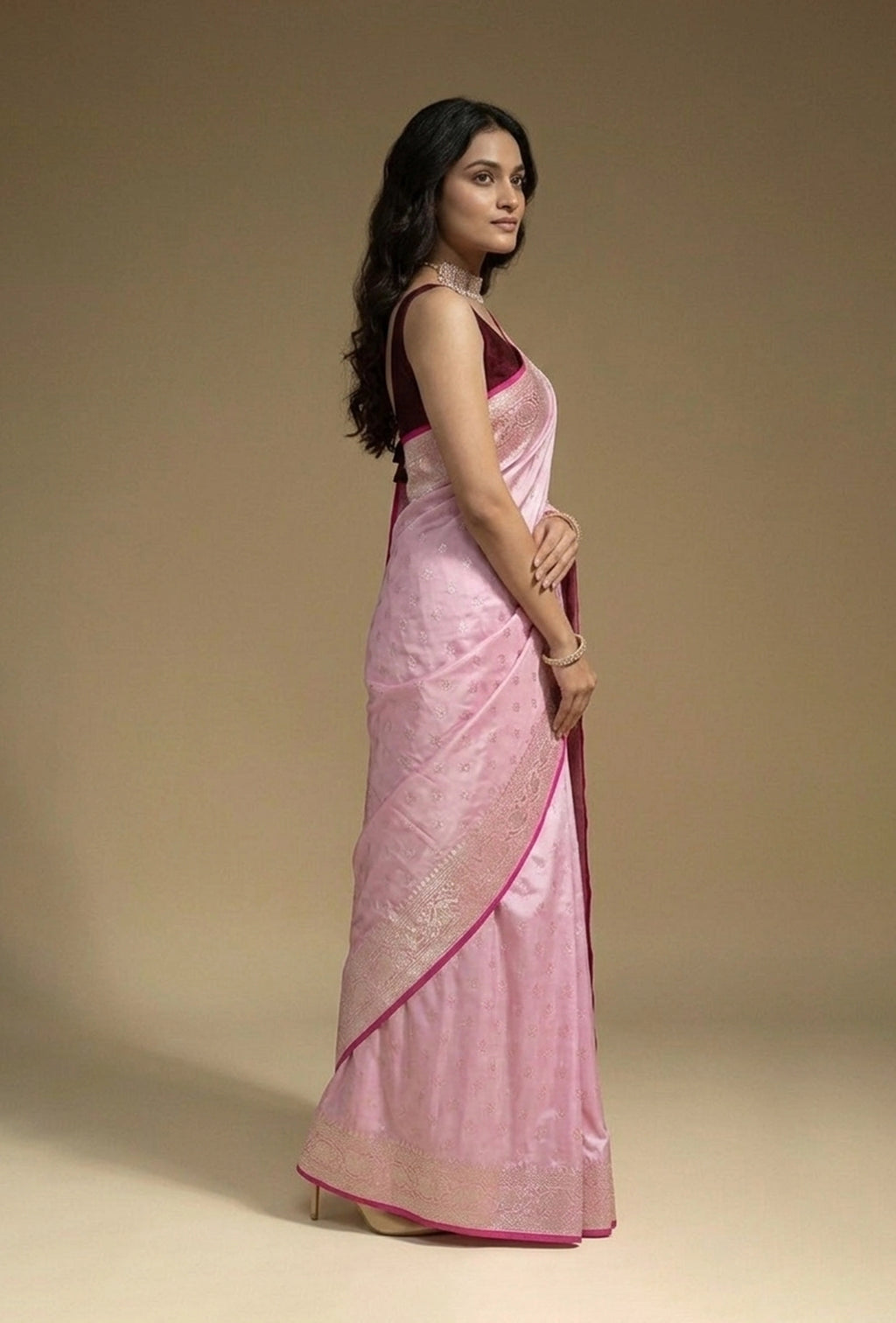 Mashru Silk Saree In Lavender Pink With Zari Buttiwork