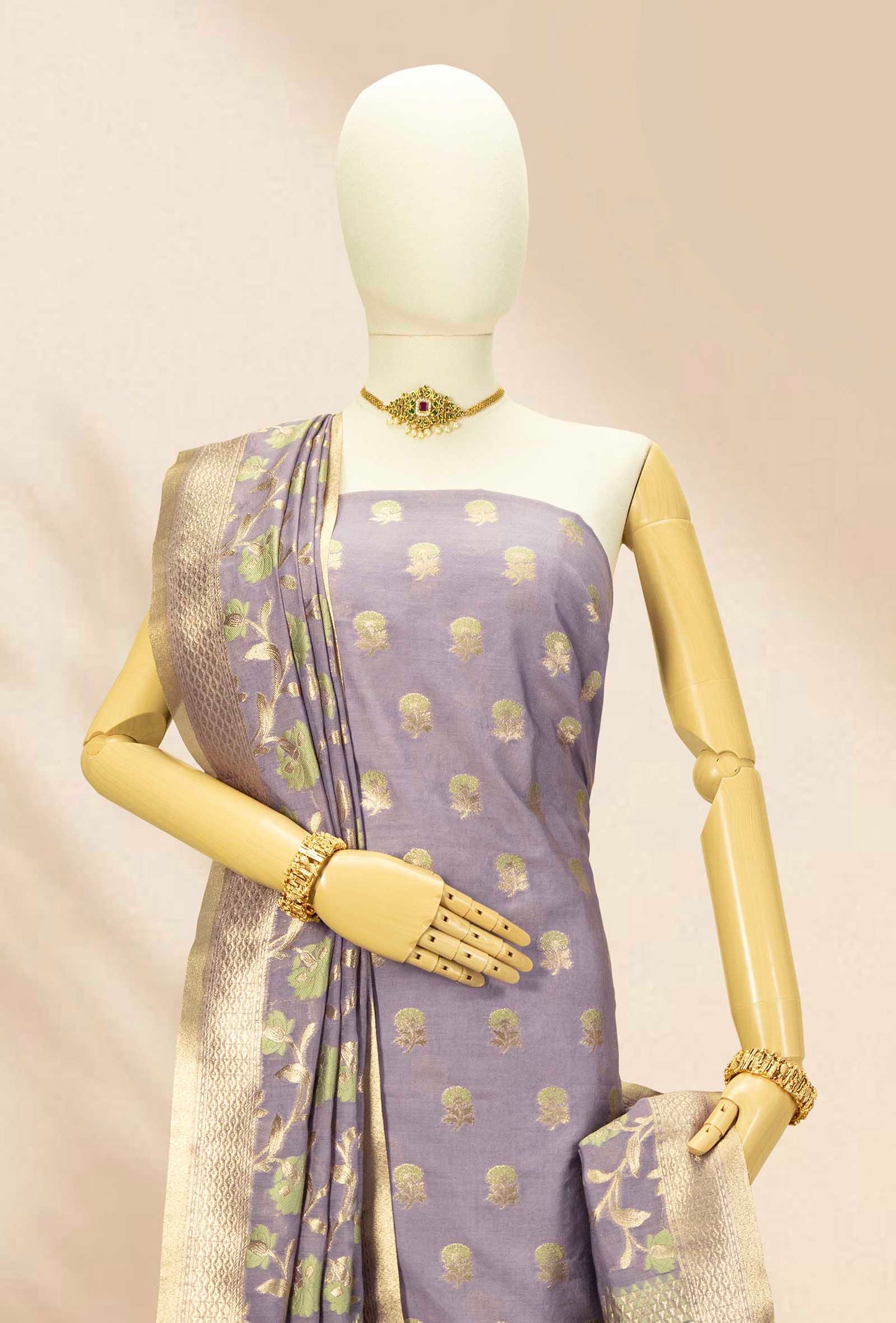 Lilac Chanderi Silk Kurta Set With Cotton Silk Pants & Dupatta