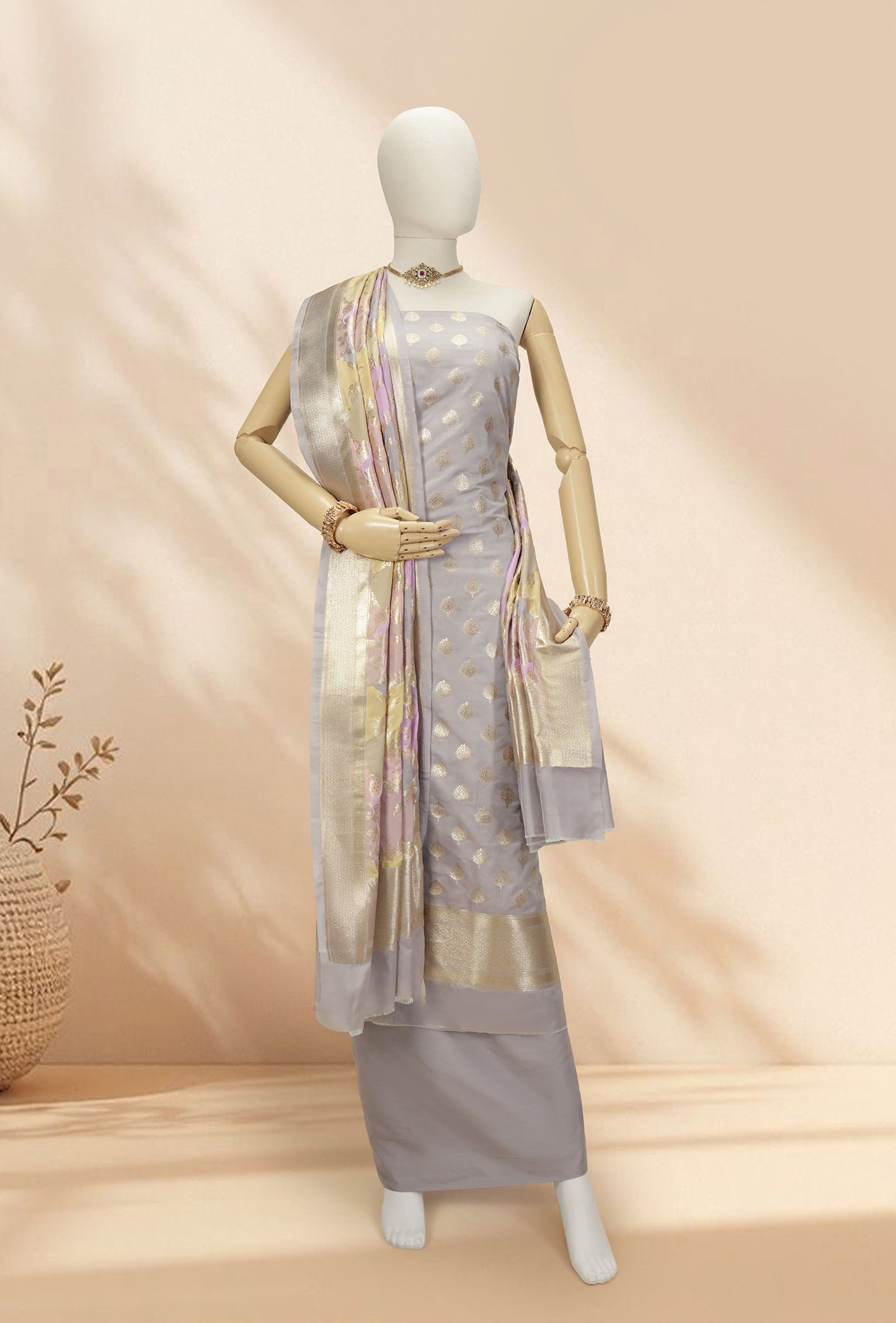 Lilac Chanderi Silk Kurta Set With Dupatta & Pants