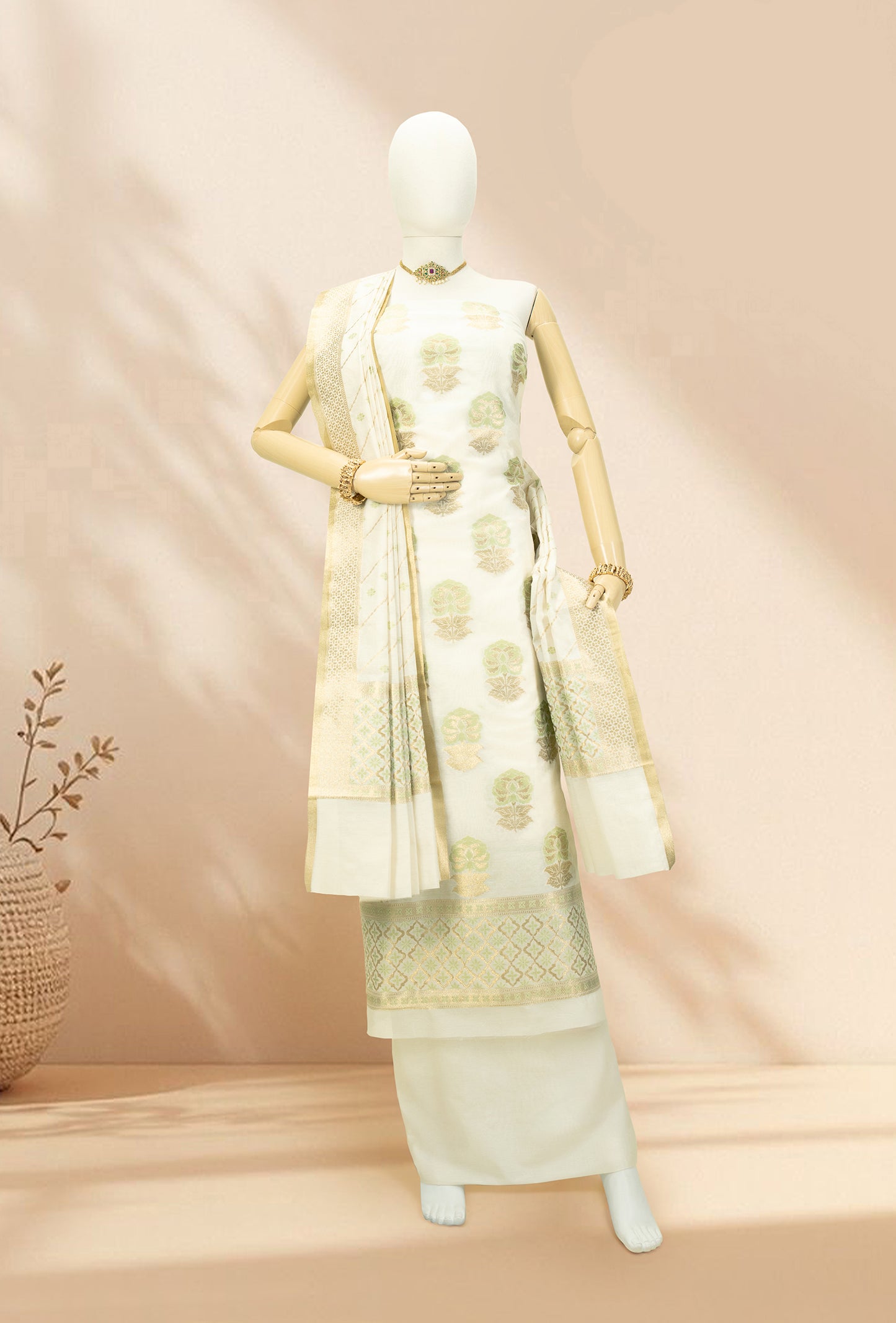 Ivory Chanderi Kurta Set With Dupatta And Pants