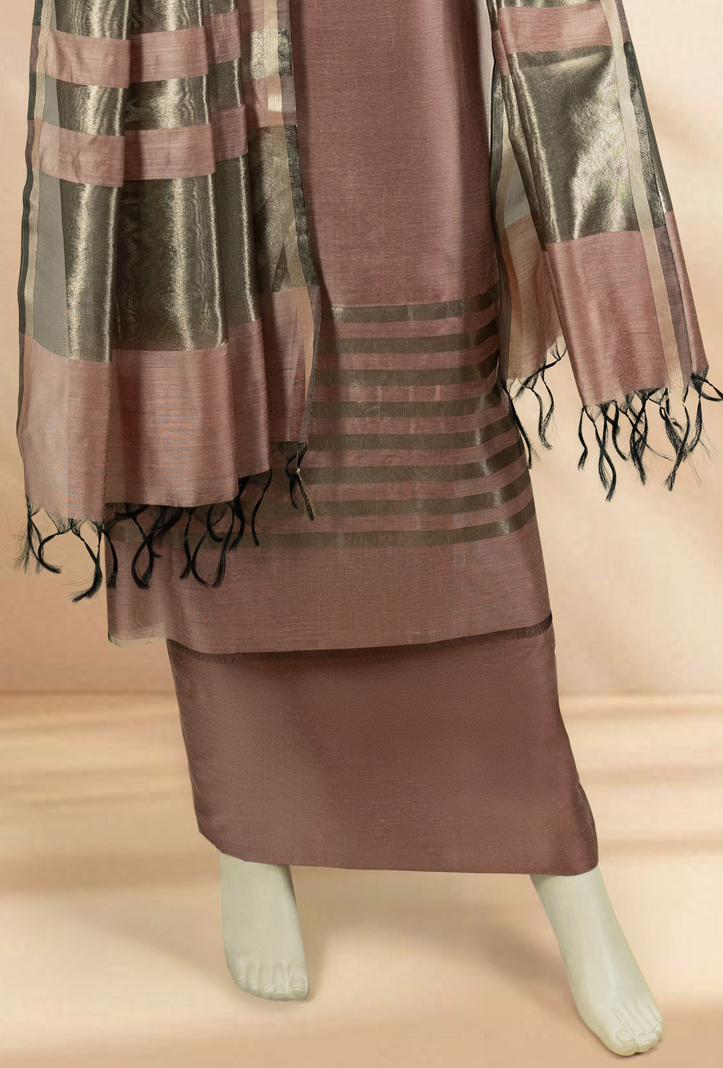 Salmon Pink Silk Kurta Set With Dupatta & Pants
