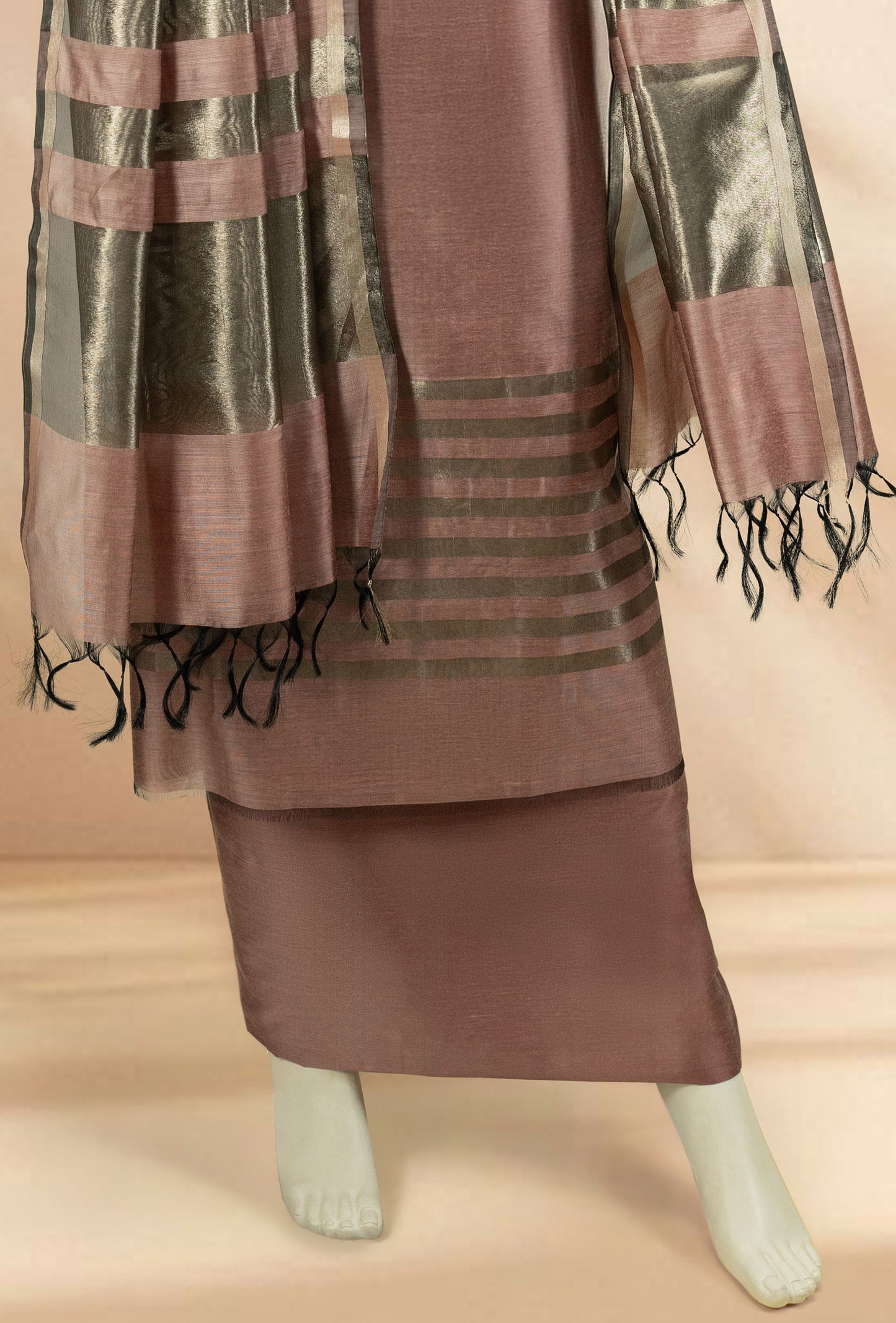 Salmon Pink Silk Kurta Set With Dupatta & Pants