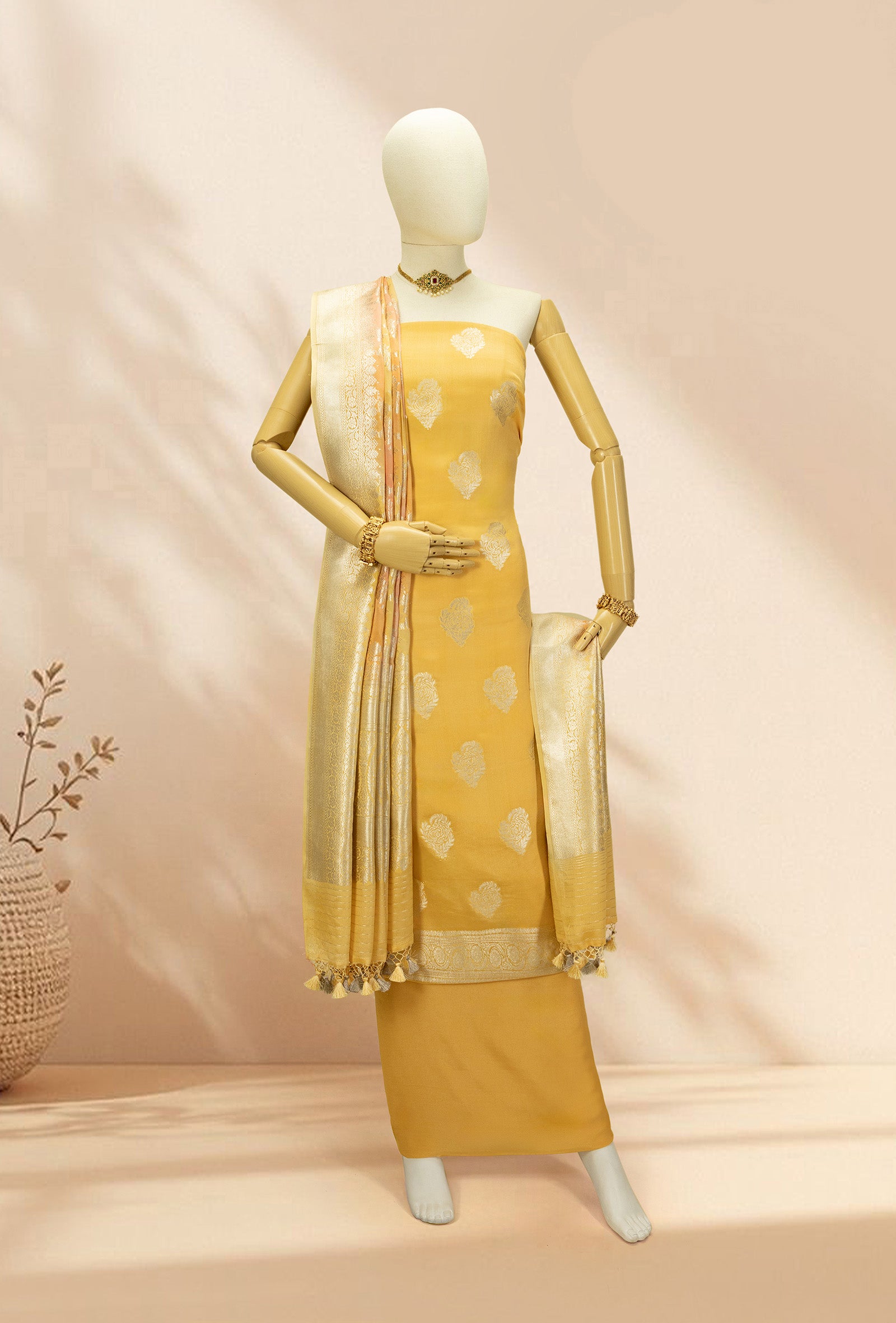 Georgette Kurta Duppatta Set In Yellow & Peach