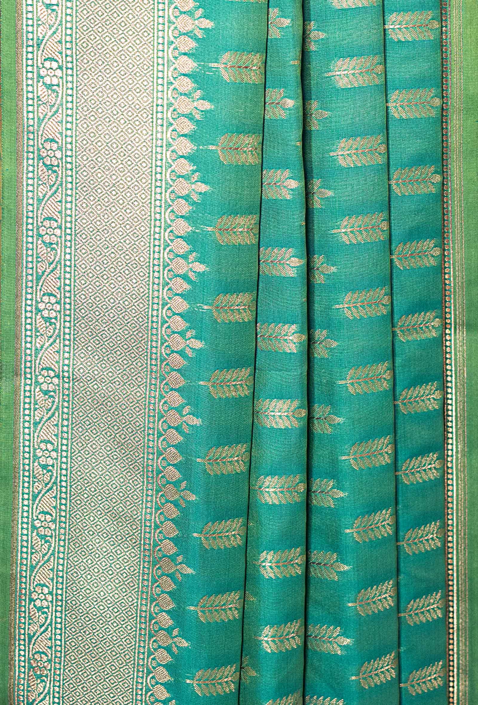 Two Tone Green Banarasi Silk 3-Piece Suit – Kurta, Pure Silk Pant & Dupatta