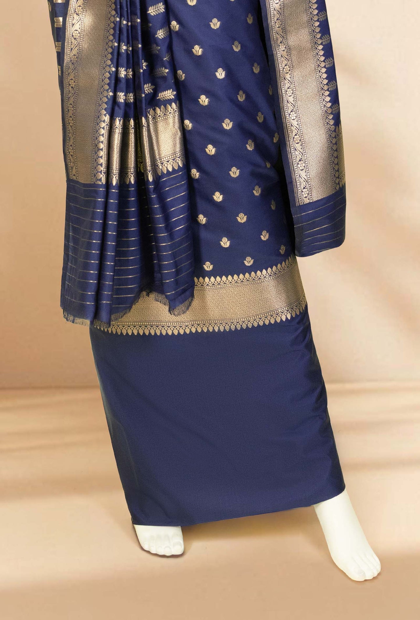 Navy Blue Banarasi Silk 3-Piece Suit – Kurta, Pure Silk Pant & Dupatta