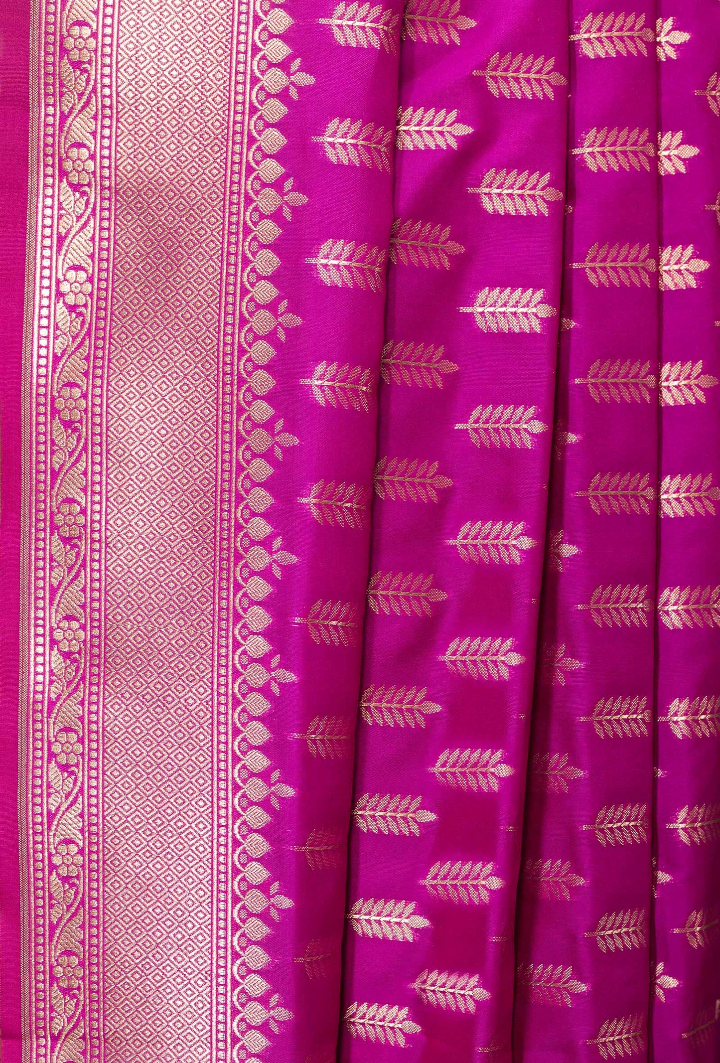 Magenta Pink Banarasi Silk 3-Piece Suit Set– Kurta, Pure Silk Pant & Dupatta
