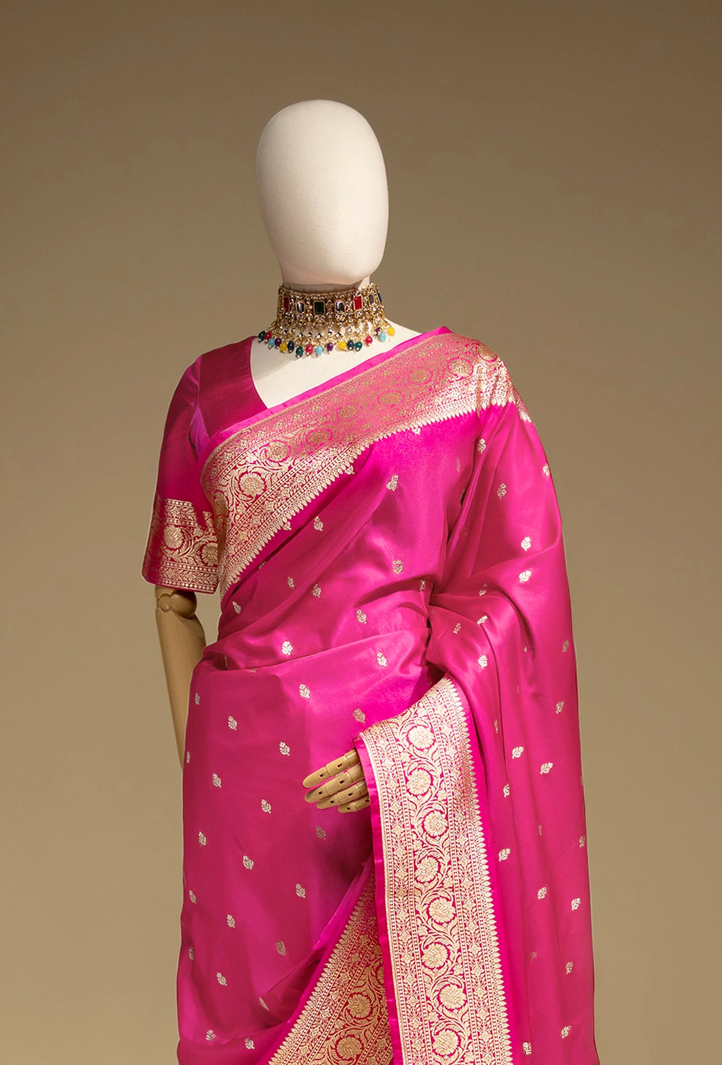 Pure Silk Saree In Pink With Zari Buttiwork