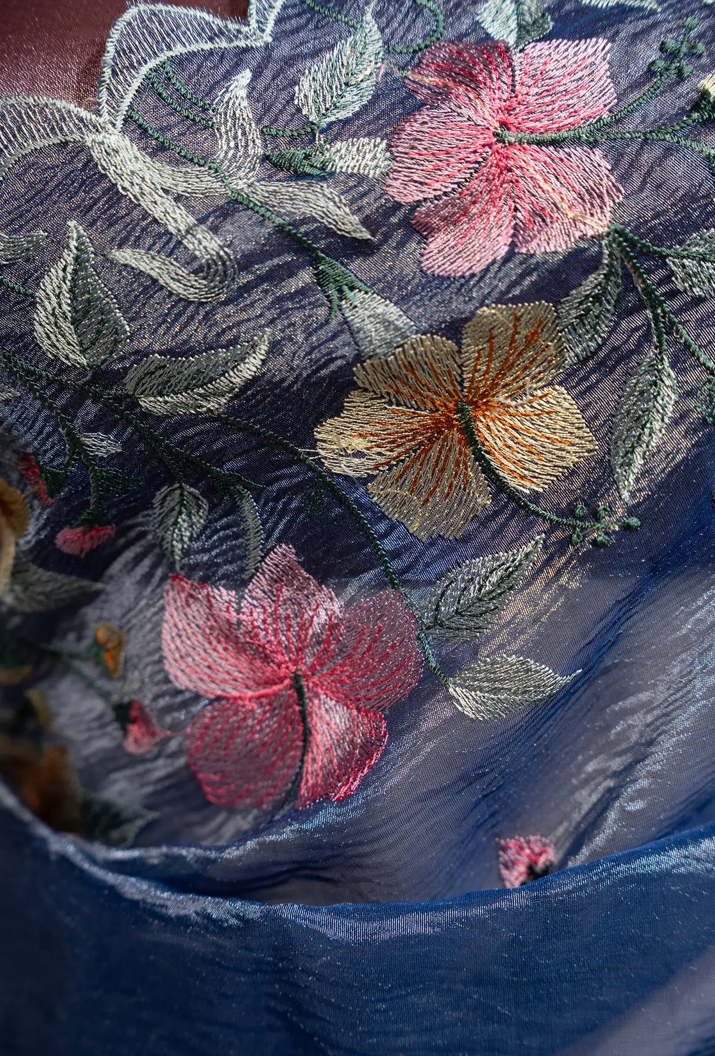 Dusty Blue Crushed Tissue Silk Saree With Unstitched Blouse