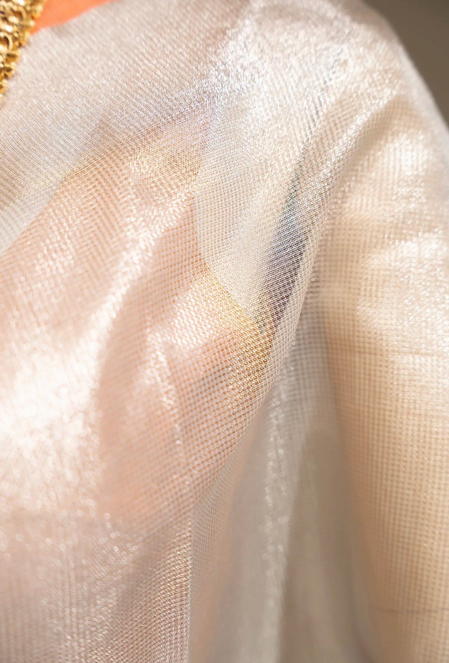 Metallic Ivory Khadi Tissue Saree With Unstitched Blouse