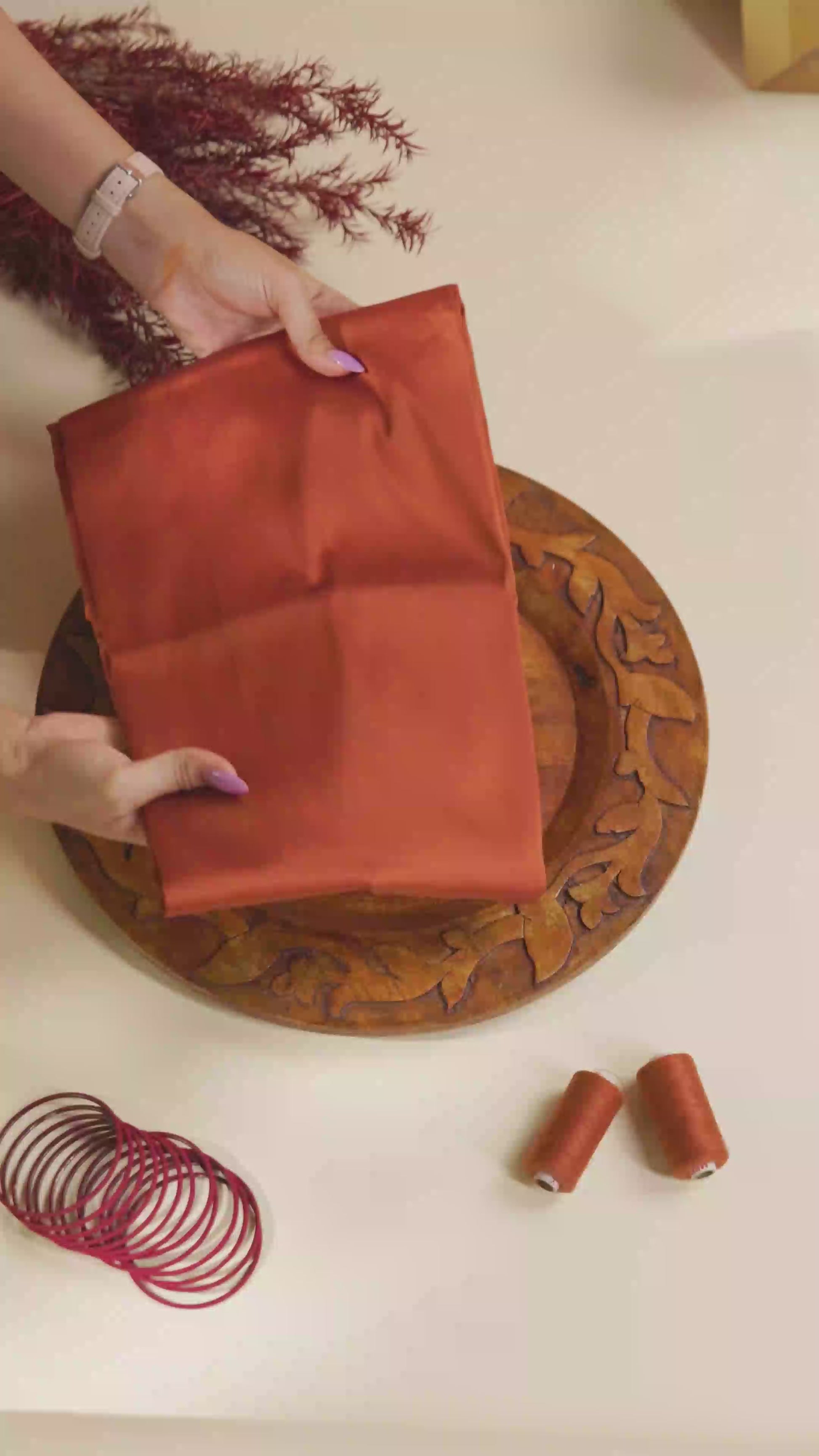 Regal Zari Butti Kurta Set