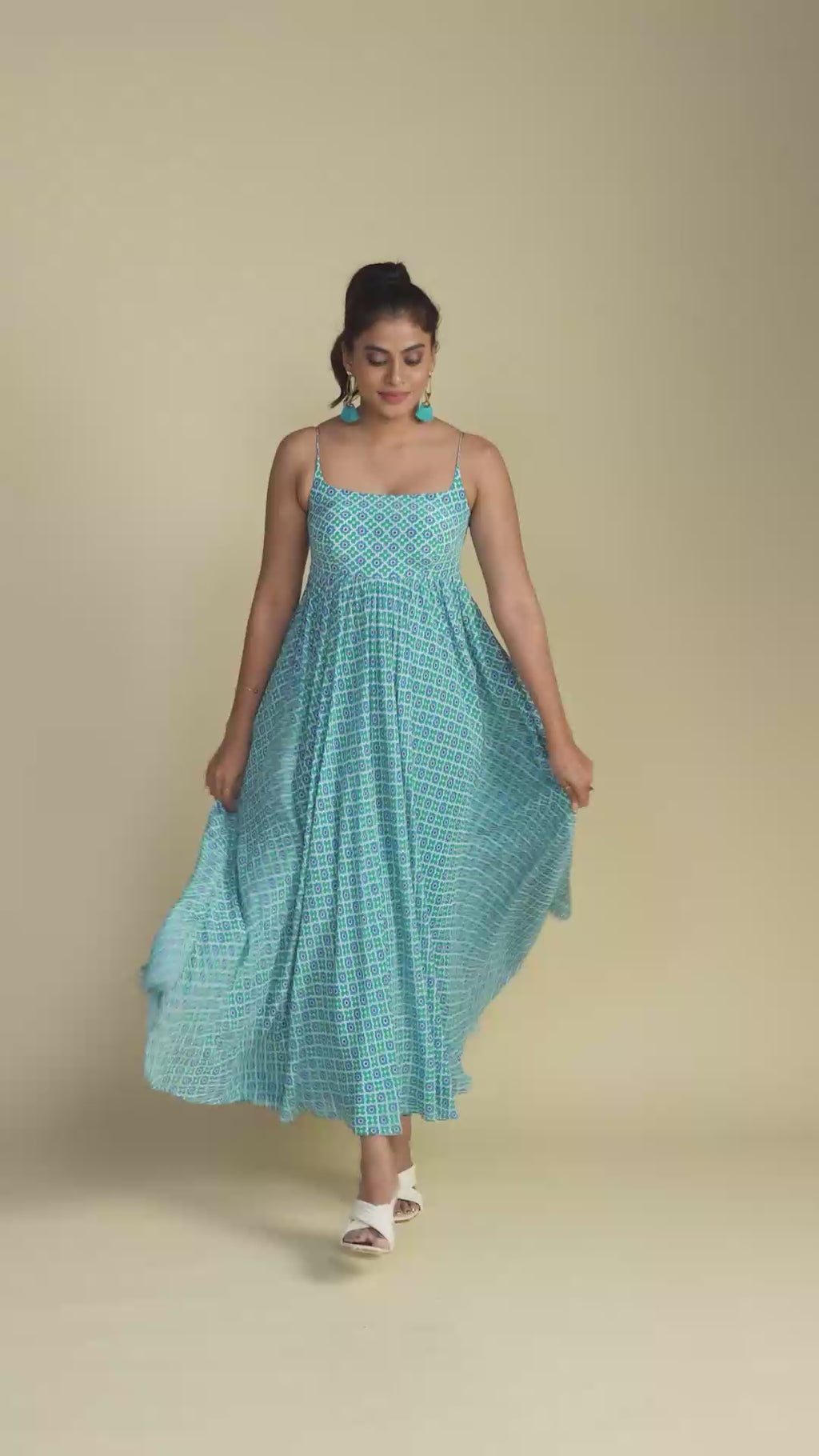 Spaghetti Sleeves Geometric Print Maxi Dress