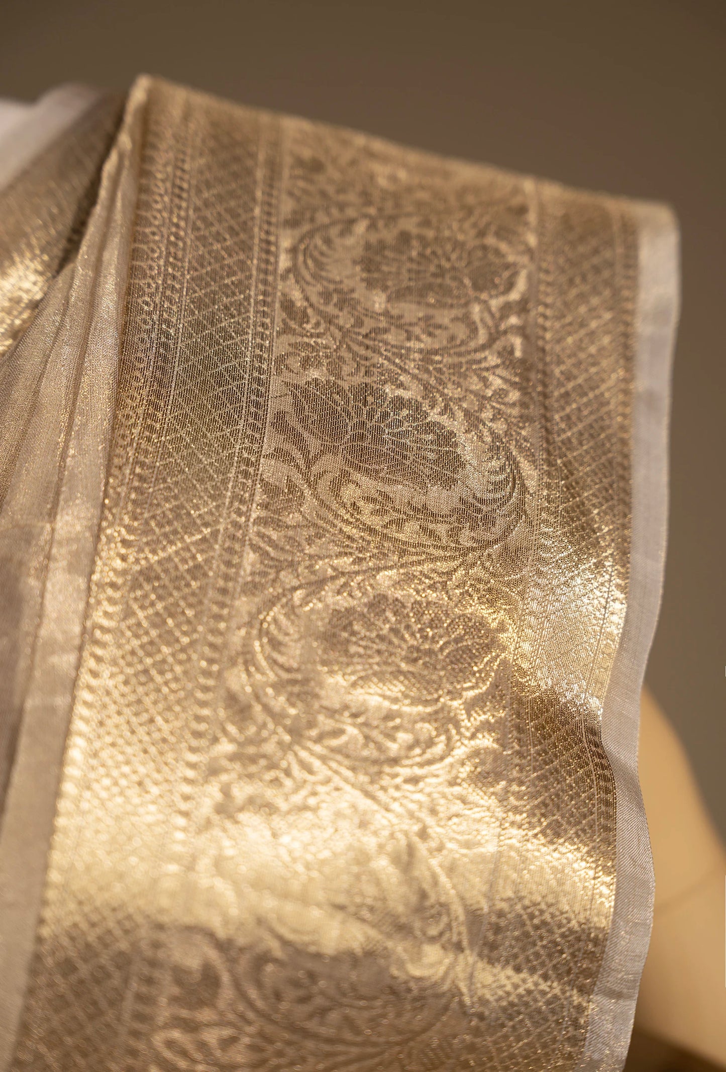 Pure Shimmer Tissue Saree In Golden For Luxe Occasions
