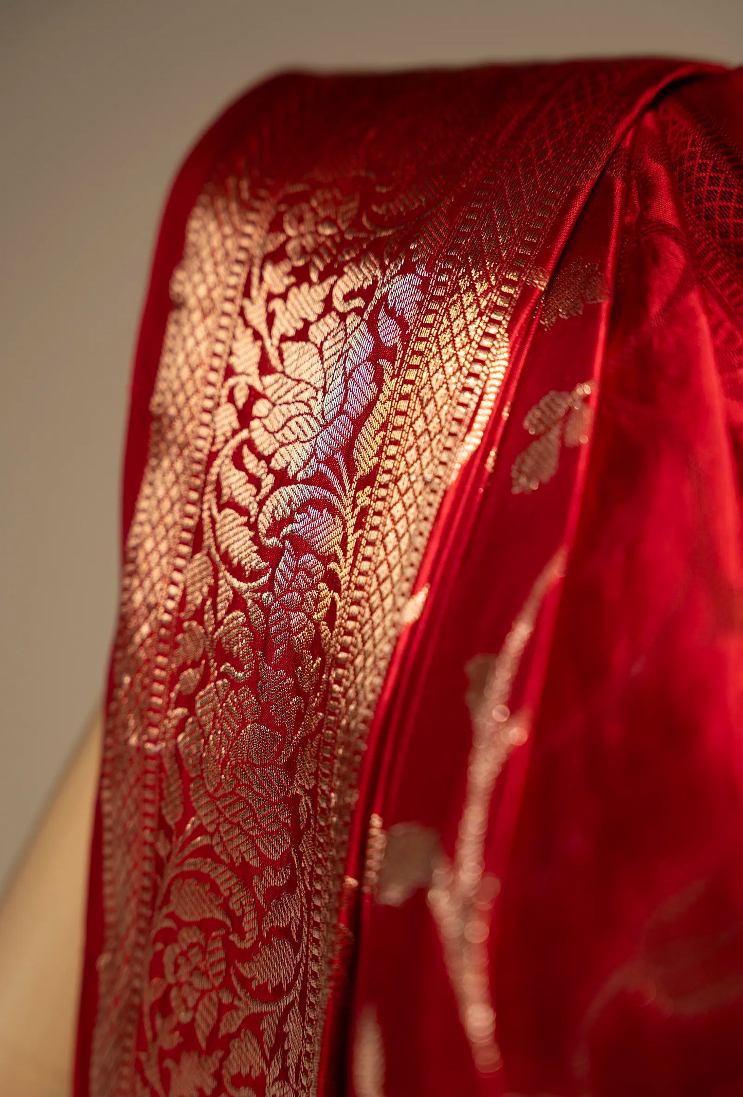 Deep Red Meenakari Silk Saree With Unstitched Blouse