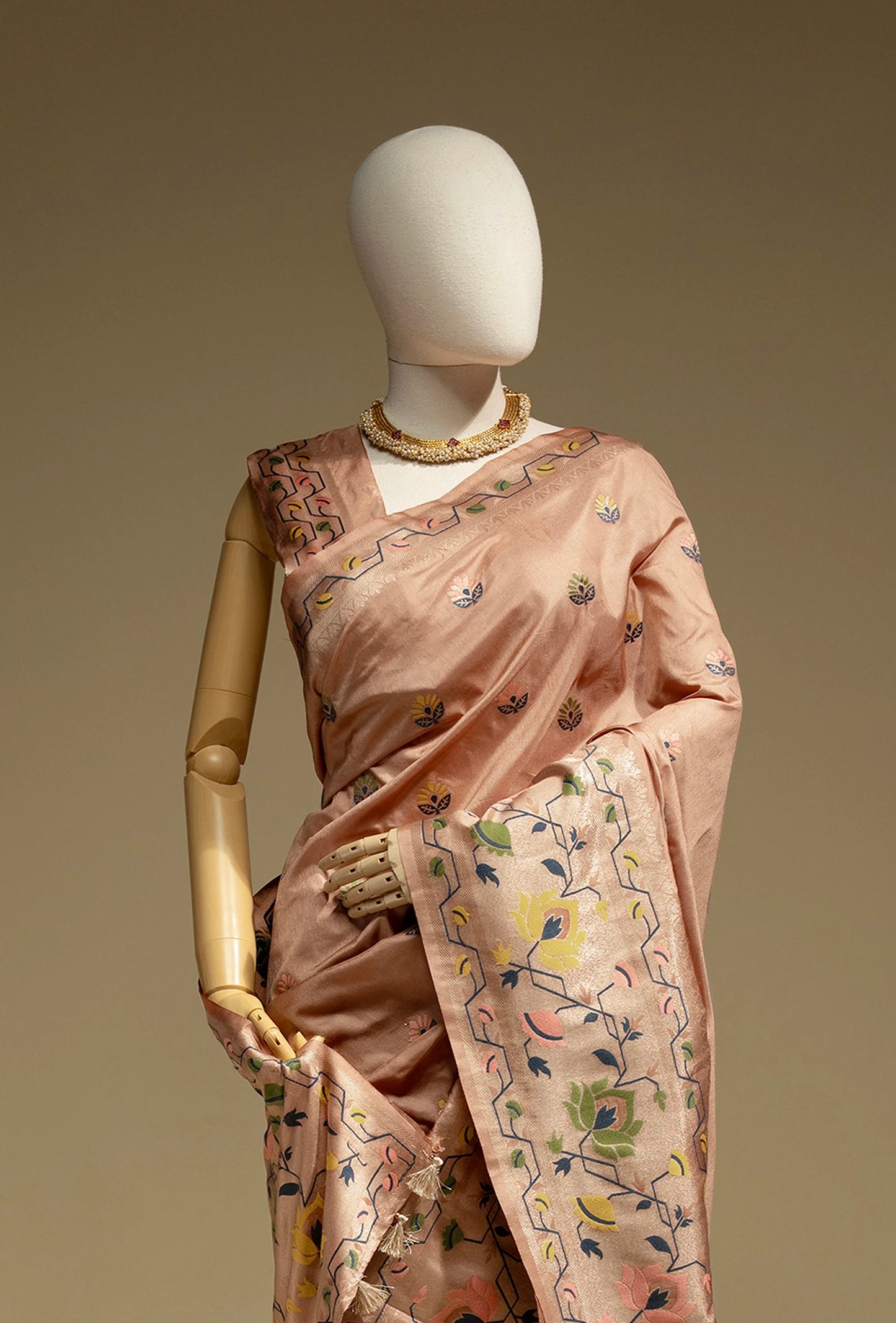 Paithani Dola Silk Saree With Mocha Mousse Hues