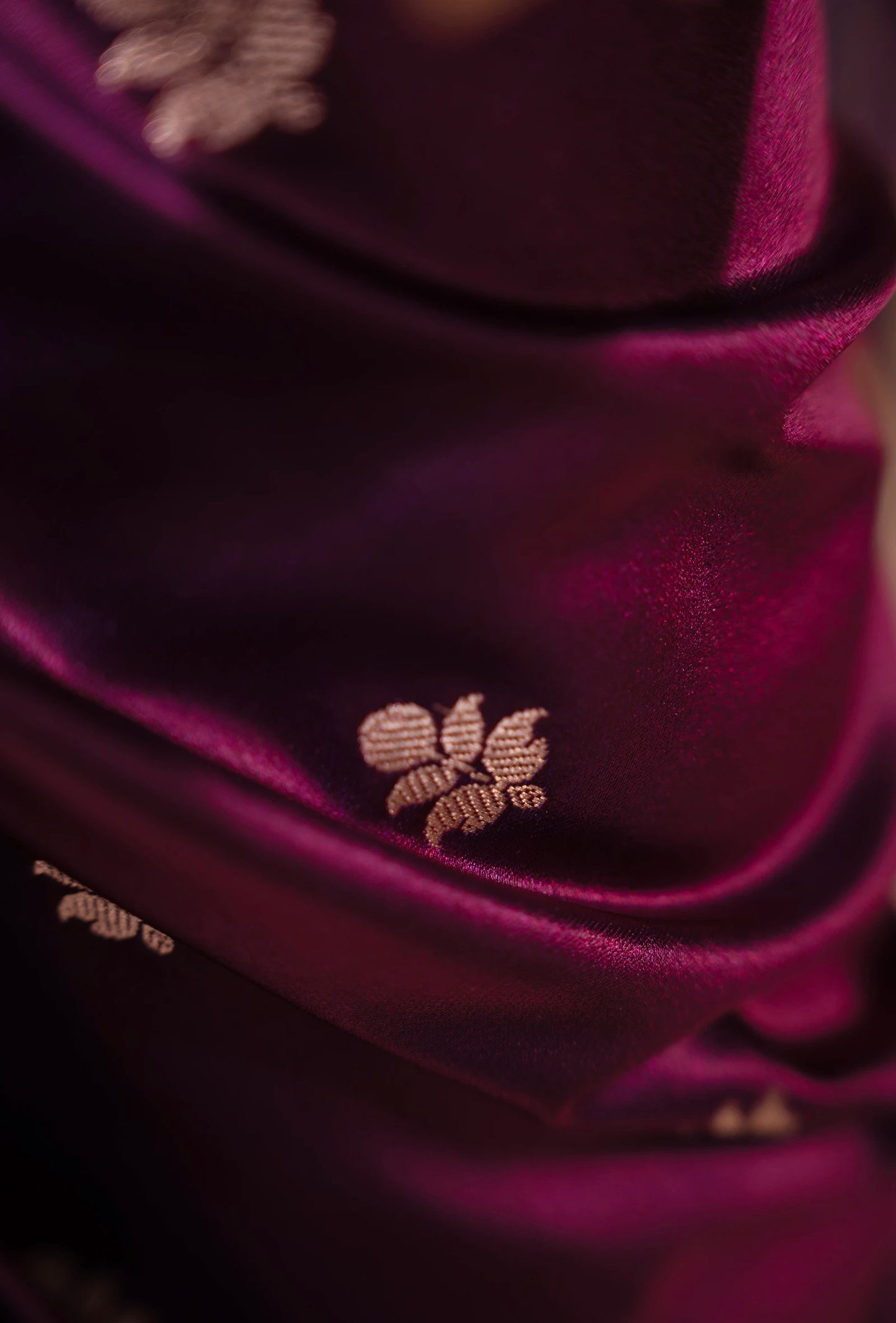 Malai Silk Saree In Deep Purple With Zari Buttiwork
