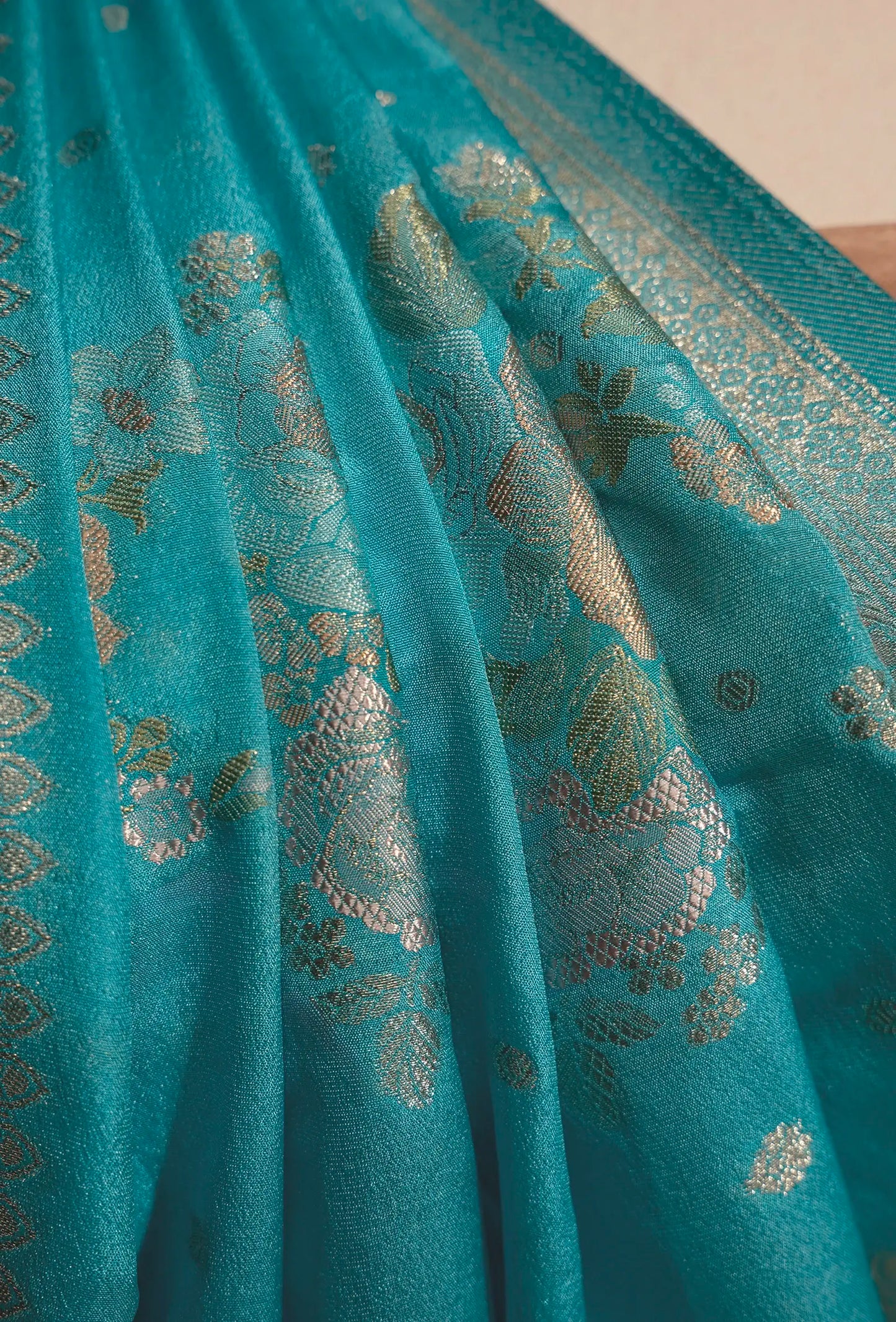 Katan Silk Saree In Turquoise Blue For A Vibrant Look