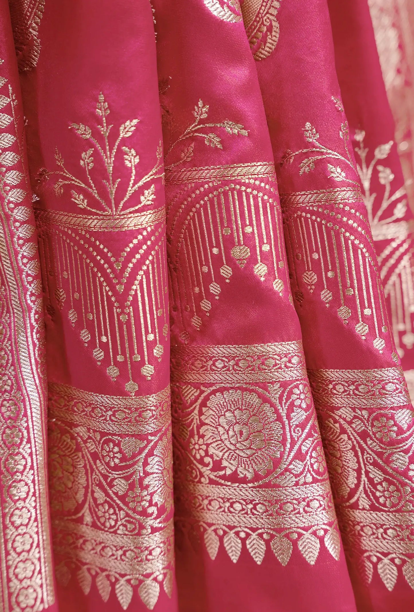 Pure Mashru Silk Saree In Hot Pink With Beautiful Jaal Work