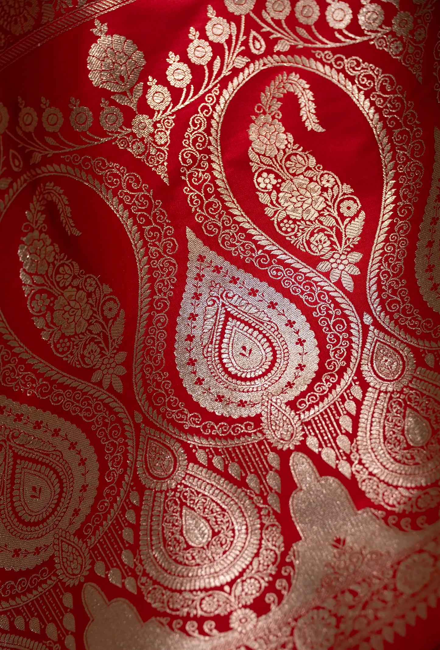 Malai Silk Saree In Rich Red For Festive Occasions