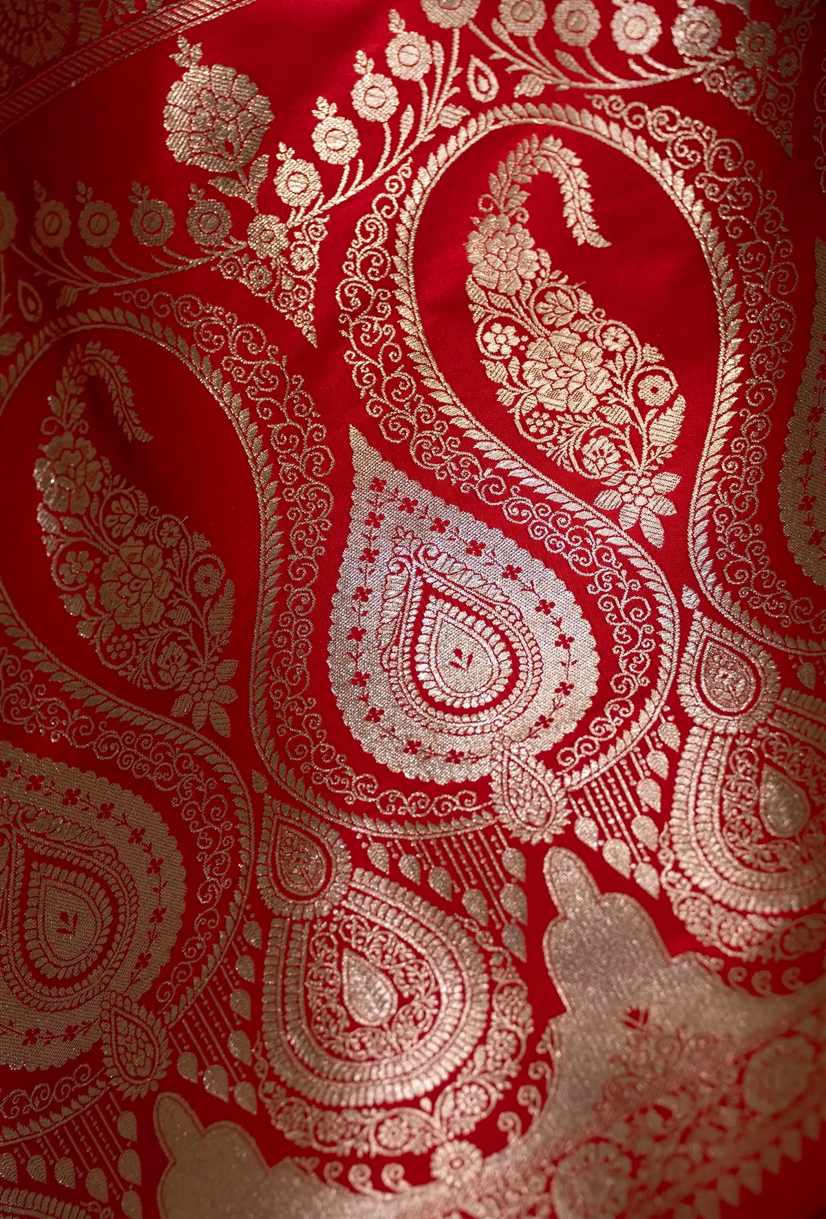 Malai Silk Saree In Rich Red For Festive Occasions