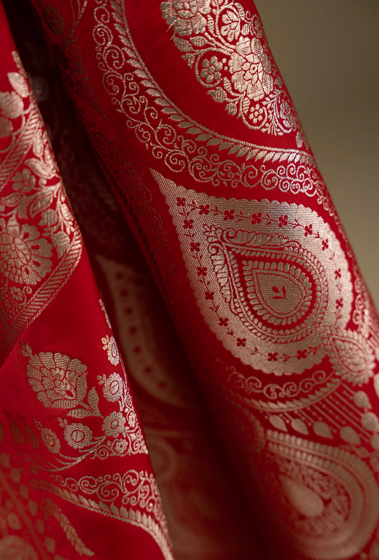 Malai Silk Saree In Rich Red For Festive Occasions